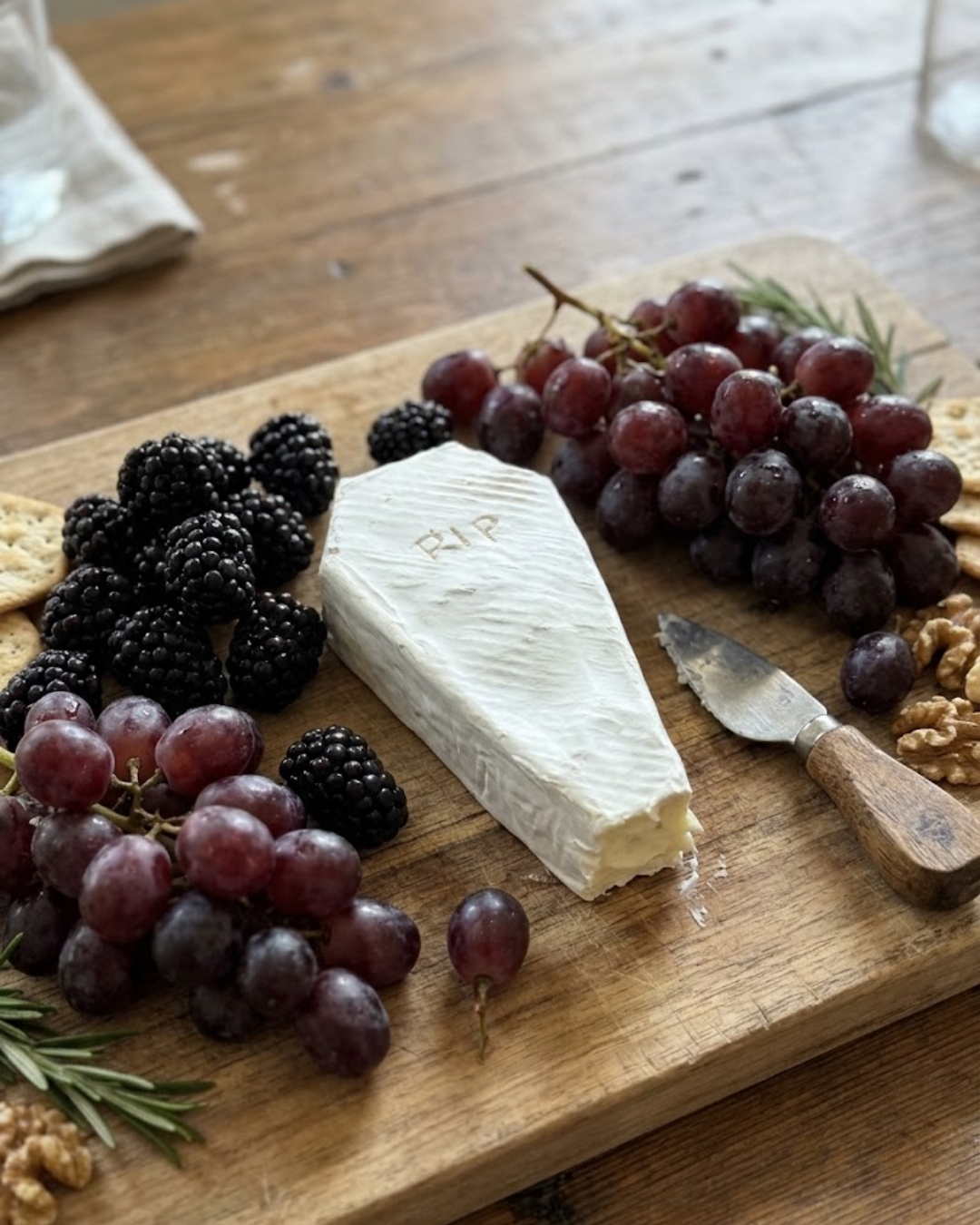 How to Build a Gothic Cheeseboard